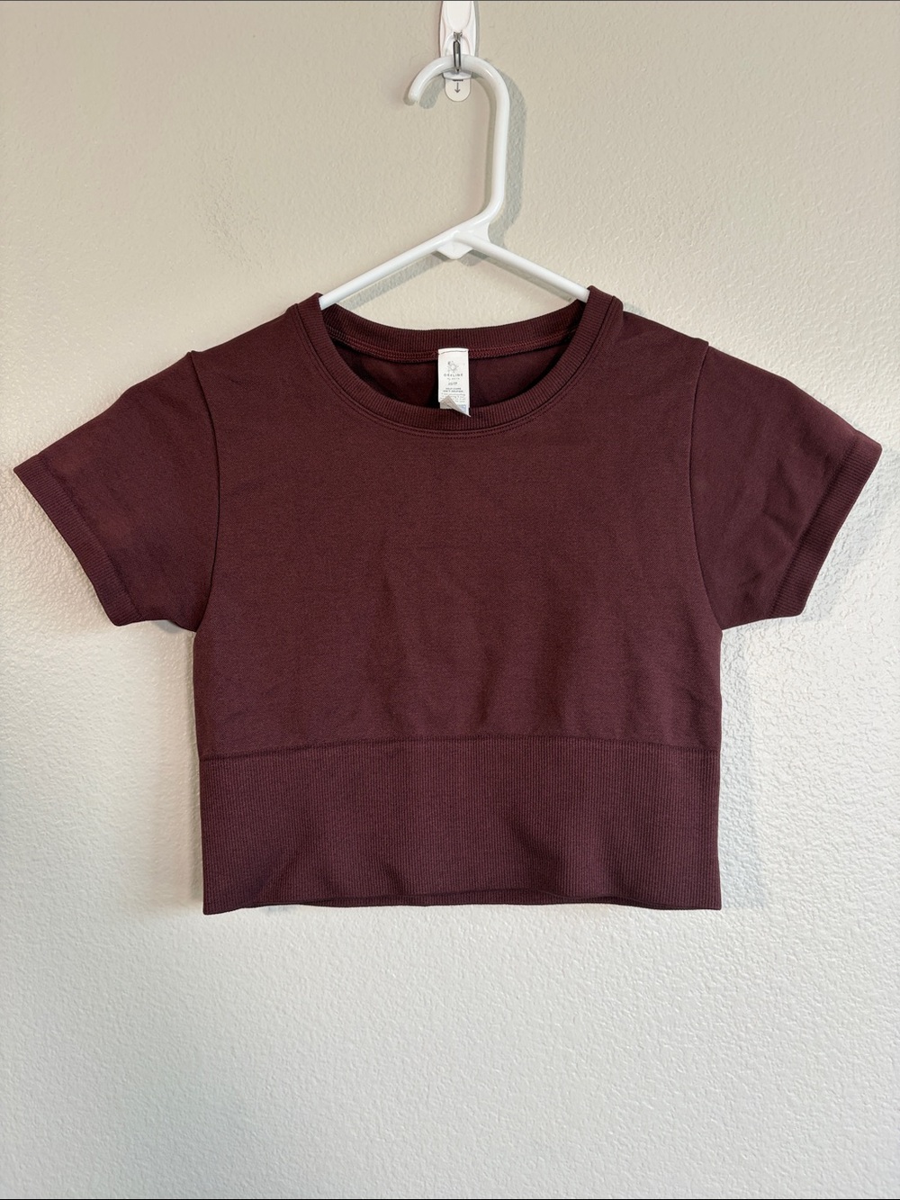 Aerie Sidewalk Seamless Cropped Tee in Cherry Cola - XS